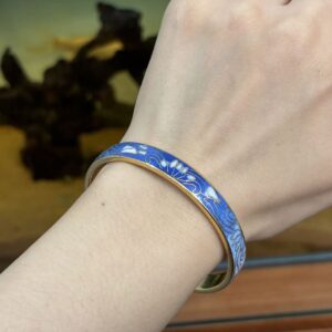 景泰蓝手镯（Cloisonné bracelet）